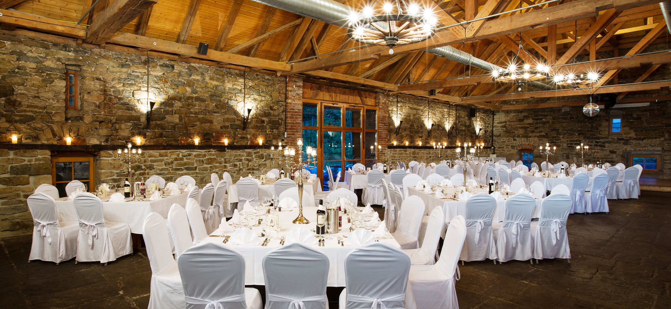 Hochzeiten in der Remise Domäne Areal